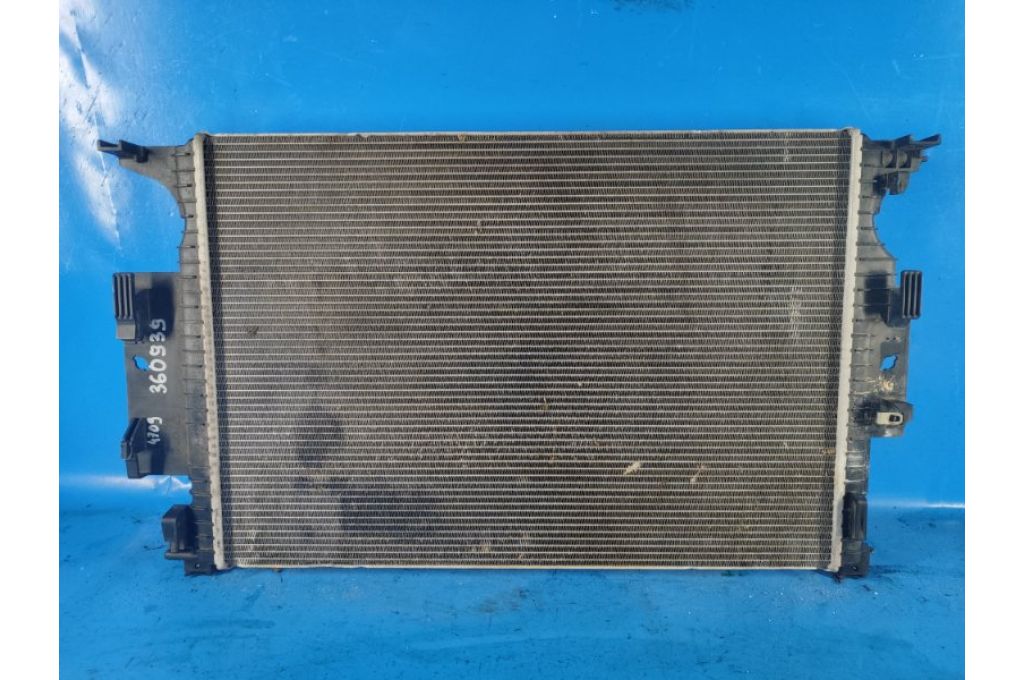 EJ7Z-8005-C | Chłodnica wody FORD ESCAPE 12-19 (360939)