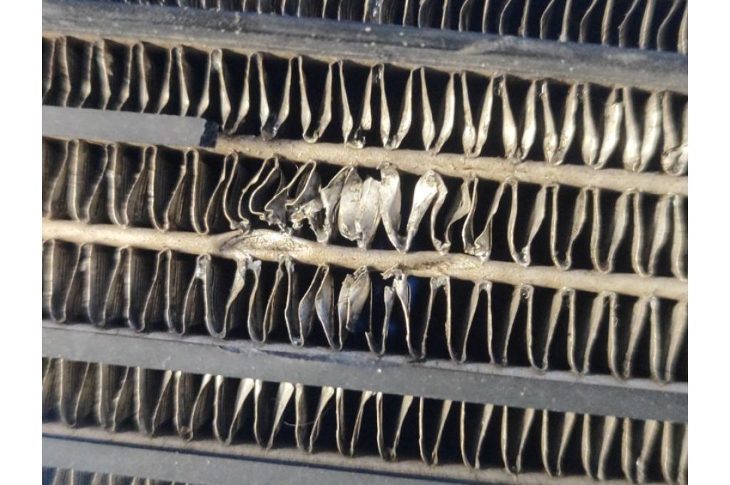 F1FZ-8005-B | Chłodnica intercoolera FORD ESCAPE 12-19 (360948) - Zdjęcie 9