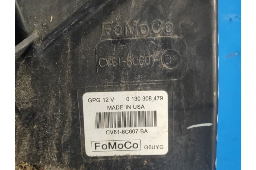 CV6Z-8C607-R | dyfuzor wentylatora chłodnicy głównej FORD FOCUS 10-18 (360963) - Zdjęcie 4