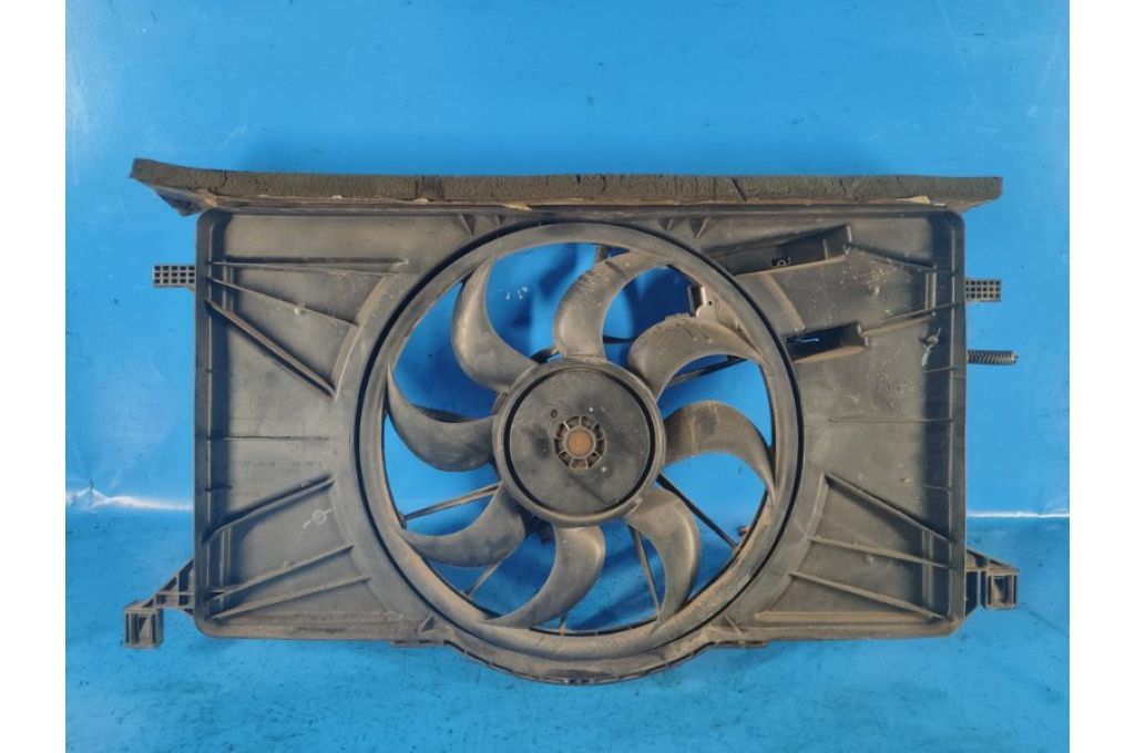 CV6Z-8C607-R | dyfuzor wentylatora chłodnicy głównej FORD FOCUS 10-18 (360963) - Zdjęcie 6