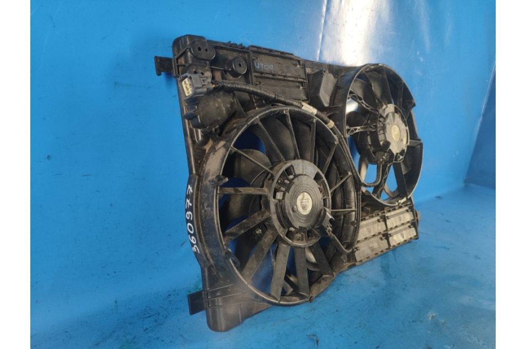 EJ7Z-8C60-7C | dyfuzor wentylatora chłodnicy głównej FORD ESCAPE 12-19 (360977) - Zdjęcie 2