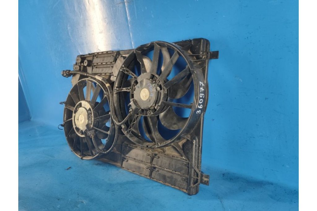 EJ7Z-8C60-7C | dyfuzor wentylatora chłodnicy głównej FORD ESCAPE 12-19 (360977) - Zdjęcie 3
