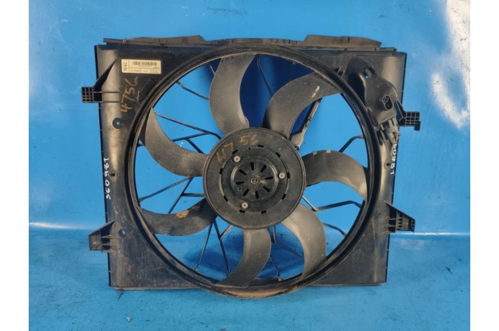 52014787AC | dyfuzor wentylatora chłodnicy głównej JEEP GRAND CHEROKEE 11-22 (360981)