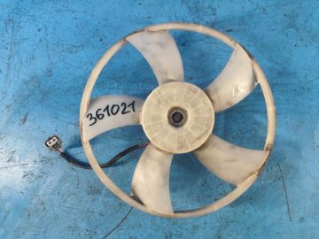 wentylator głównej chłodnicy TOYOTA SIENNA 03-10