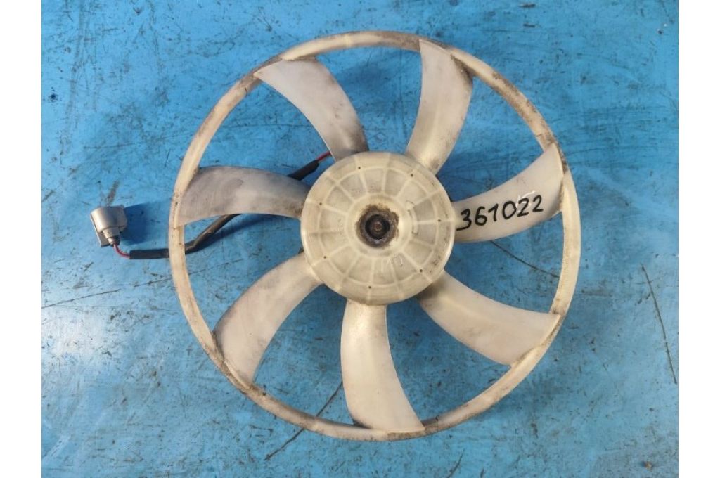 16361-0P120 | wentylator głównej chłodnicy TOYOTA SIENNA 03-10 (361022)