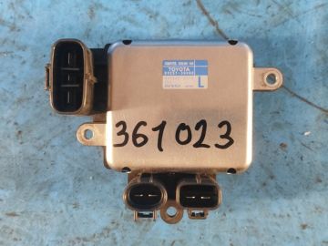 Moduł sterowania wentylatorem chłodnicy TOYOTA SIENNA 03-10