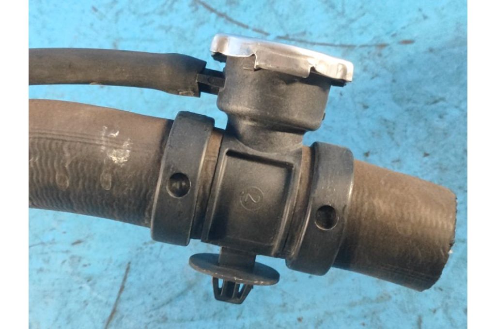 5058394AG | Szyjka chłodnicy DODGE JOURNEY 08-20 (361139) - Zdjęcie 3