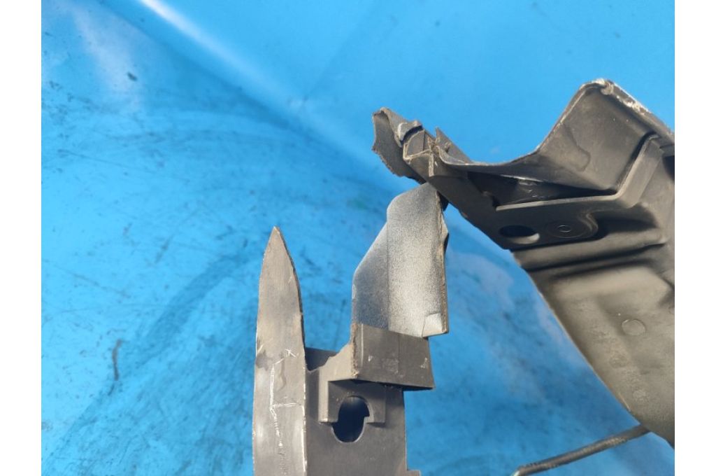 CJ5Z-8A28-4A | Pas przedni górny FORD ESCAPE 12-19 (361170) - Zdjęcie 5