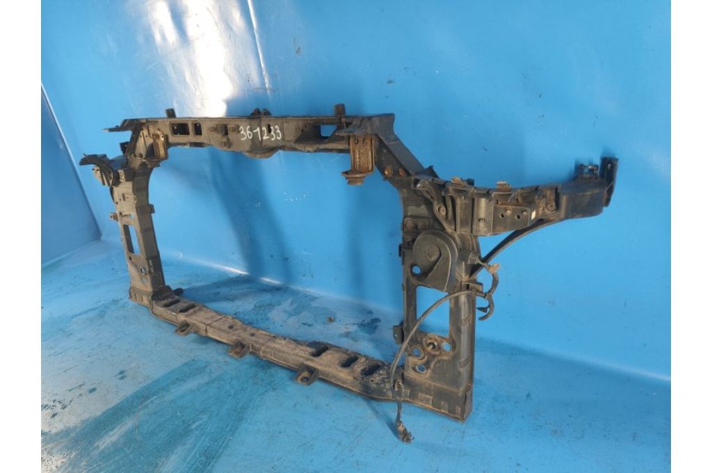 64101-B2000 | Pas przedni KIA SOUL PS 13-19 (361233) - Zdjęcie 2