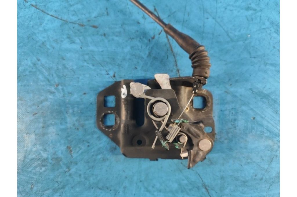 DS7Z16700C | zamek maski praw. FORD FUSION 14- (361258)