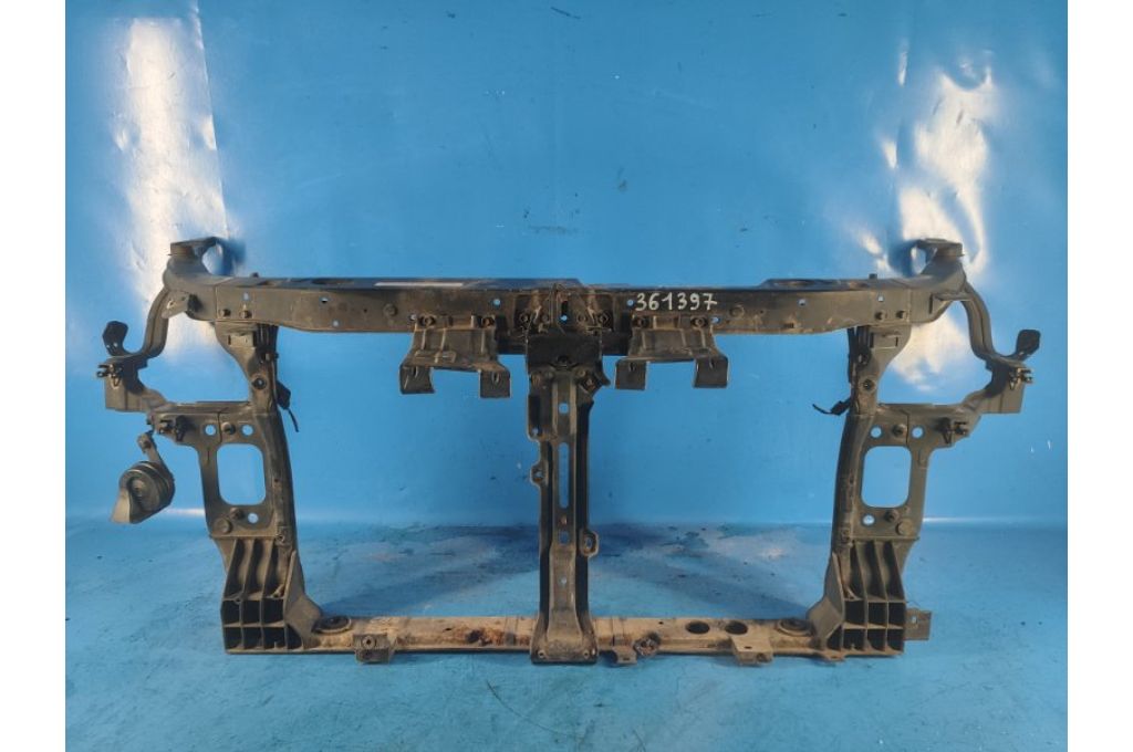 64101-4R000 | Pas przedni HYUNDAI SONATA YF 10-14 (361397)