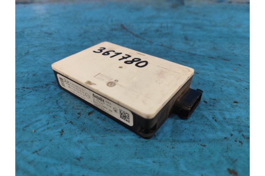 a0009050210 | Czujnik martwego pola MERCEDES GL-CLASS X166 12-16 (361780)