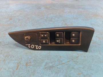 Moduł sterowania podnośnikami szyby przed. lew. SUBARU FORESTER 12-19