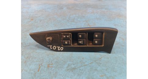 Moduł sterowania podnośnikami szyby przed. lew. SUBARU FORESTER 12-19 Moduł sterowania podnośnikami szyby przed. lew. SUBARU FORESTER 12-19