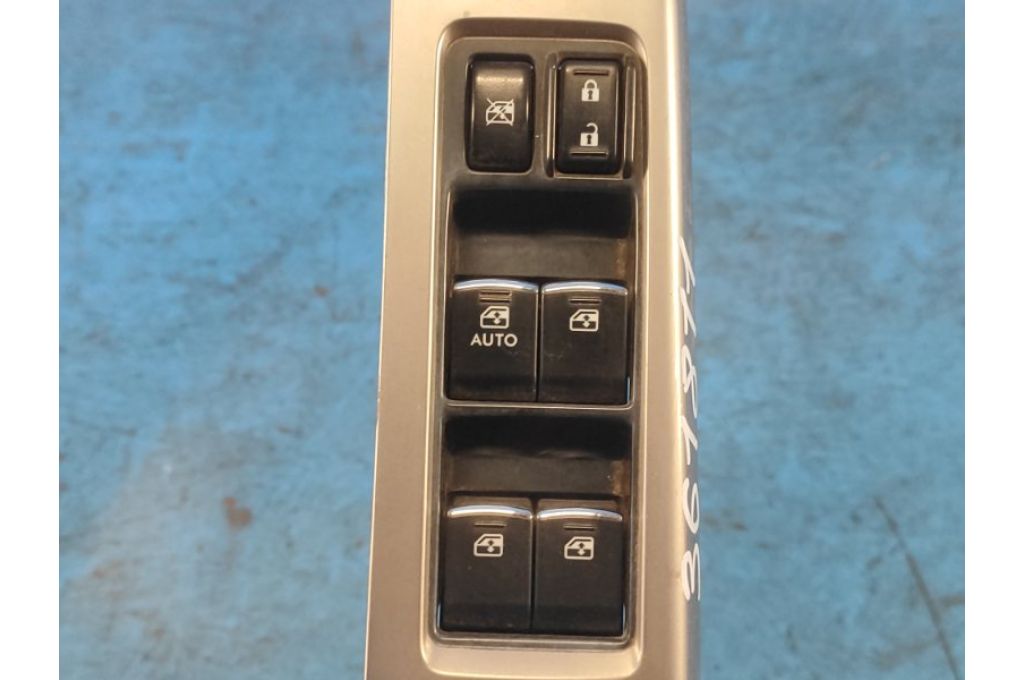 83071FJ110 | Moduł sterowania podnośnikami szyby przed. lew. SUBARU CROSSTREK 12-17 (361811) - Zdjęcie 7