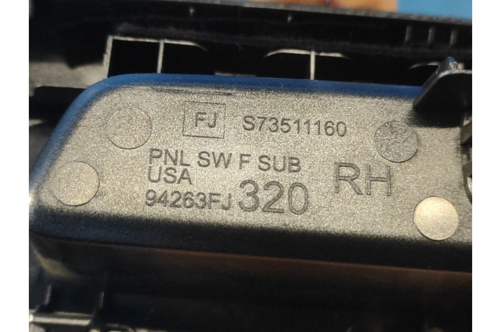 83071FJ170 | przycisk podnośnika szyby przed. praw. SUBARU CROSSTREK 12-17 (361812) - Zdjęcie 7