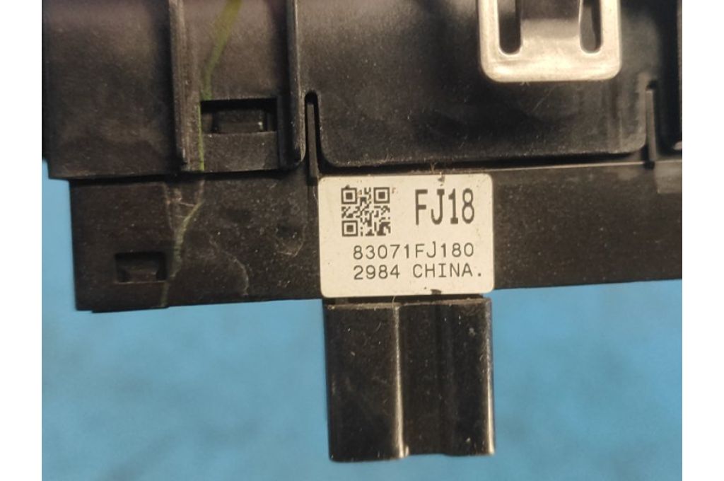 83071FJ180 | przycisk podnośnika szyby tyl. praw. SUBARU CROSSTREK 12-17 (361813) - Zdjęcie 5