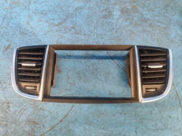 Deflektor powietrza przed. INFINITI QX50 18-