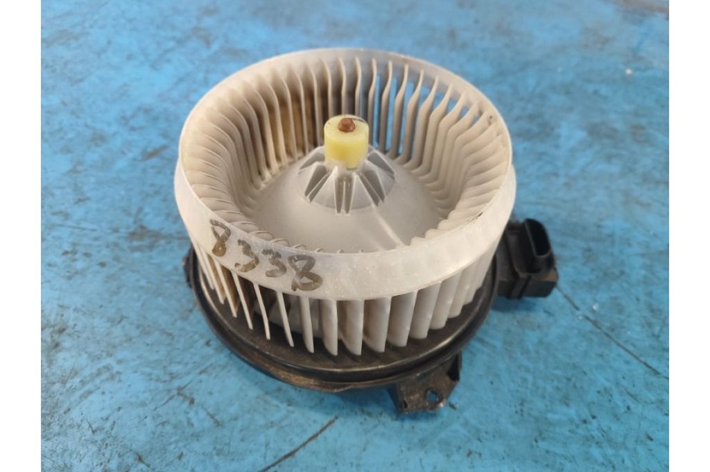 1J816-RCJ-003 | silnik nagrzewnicy HONDA CIVIC 4D 06-11 (361877) - Zdjęcie 2