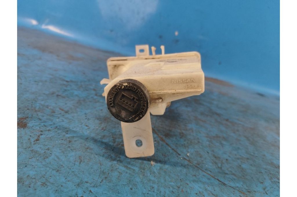 21710-1HS3B | Zbiorniczek wyrównawczy NISSAN VERSA B17 11-19 (361878) - Zdjęcie 3