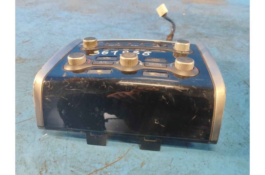 68260-3KA2A | Moduł sterowania ogrzewaniem NISSAN PATHFINDER R52 12-21 (361938) - Zdjęcie 2