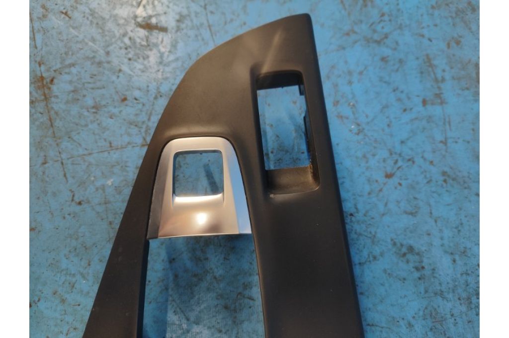 96941-9CN0A | Plastik wewnętrzny INFINITI QX50 18- (361948) - Zdjęcie 3