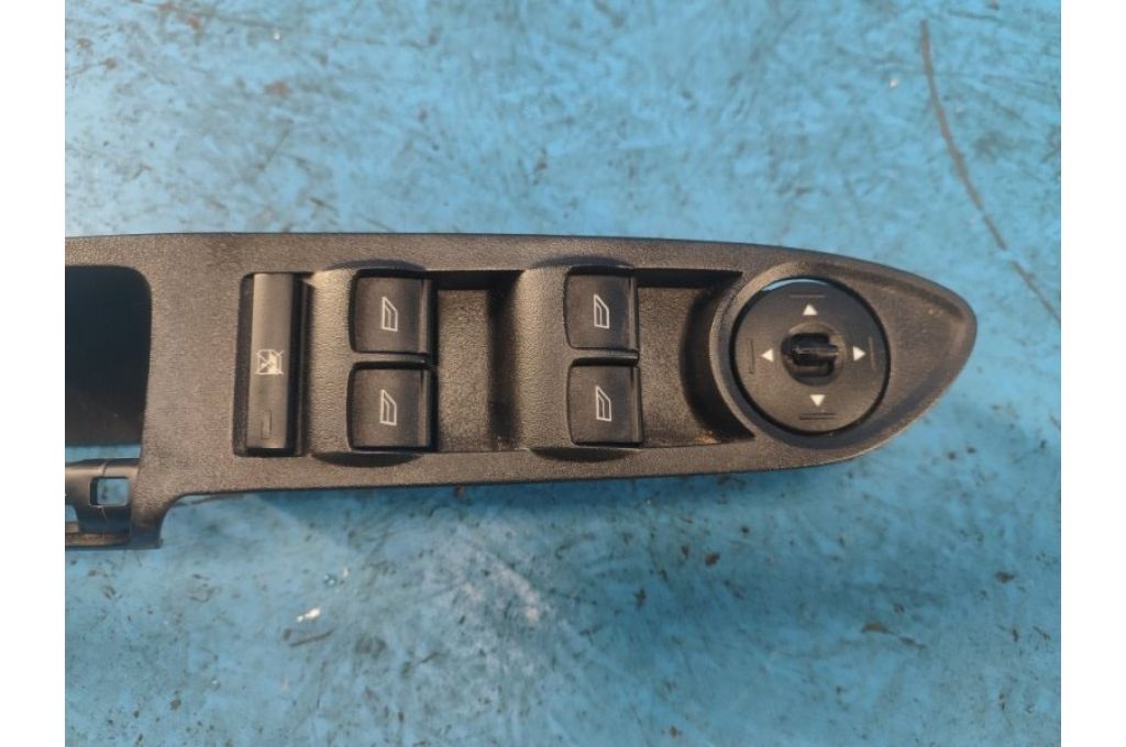 BM5T14A132AA | Moduł sterowania podnośnikami szyby przed. lew. FORD ESCAPE 12-19 (362153) - Zdjęcie 2