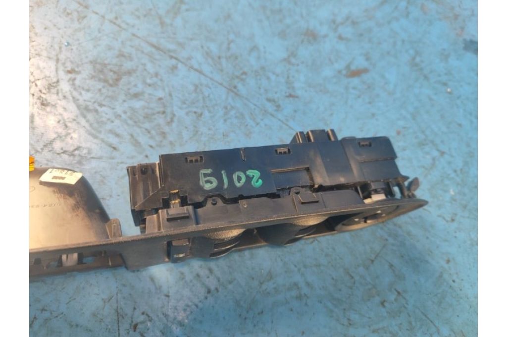 BM5T14A132AA | Moduł sterowania podnośnikami szyby przed. lew. FORD ESCAPE 12-19 (362153) - Zdjęcie 5