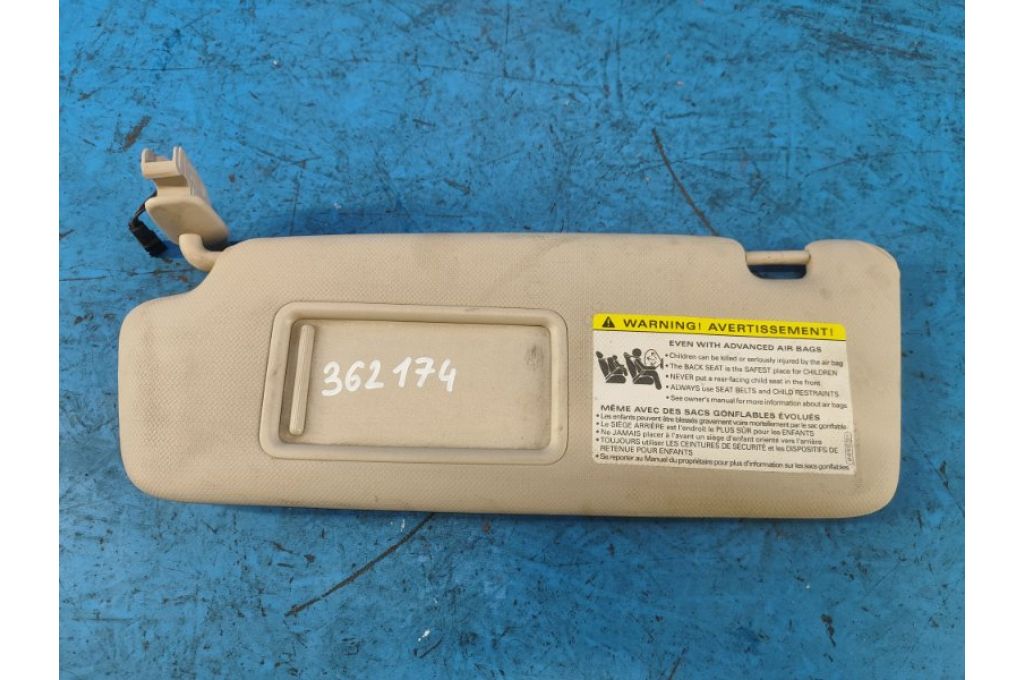 8K0857551L | osłona przeciwsłoneczna przed. lew. AUDI Q5 08-16 (362174)