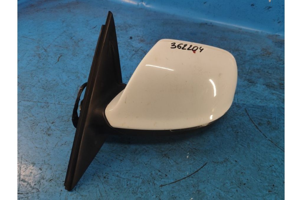 8R1857409E01C | Lusterko lew. AUDI Q5 08-16 (362204)