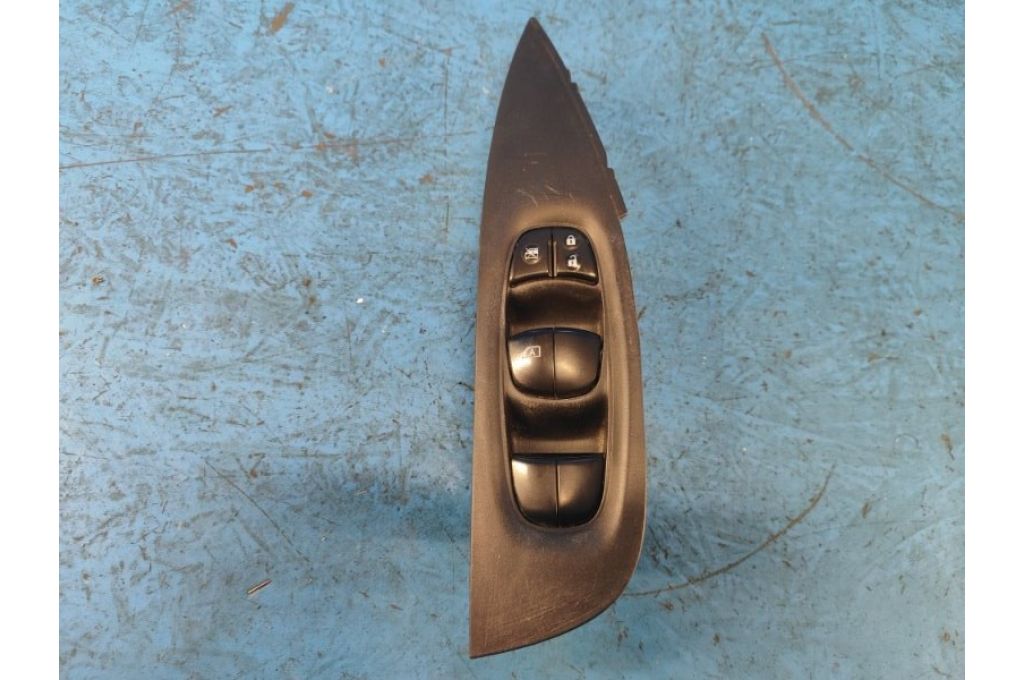 254014BA5A | Moduł sterowania podnośnikami szyby przed. lew. NISSAN X-TRAIL/ROGUE T32 13-20 (362285)