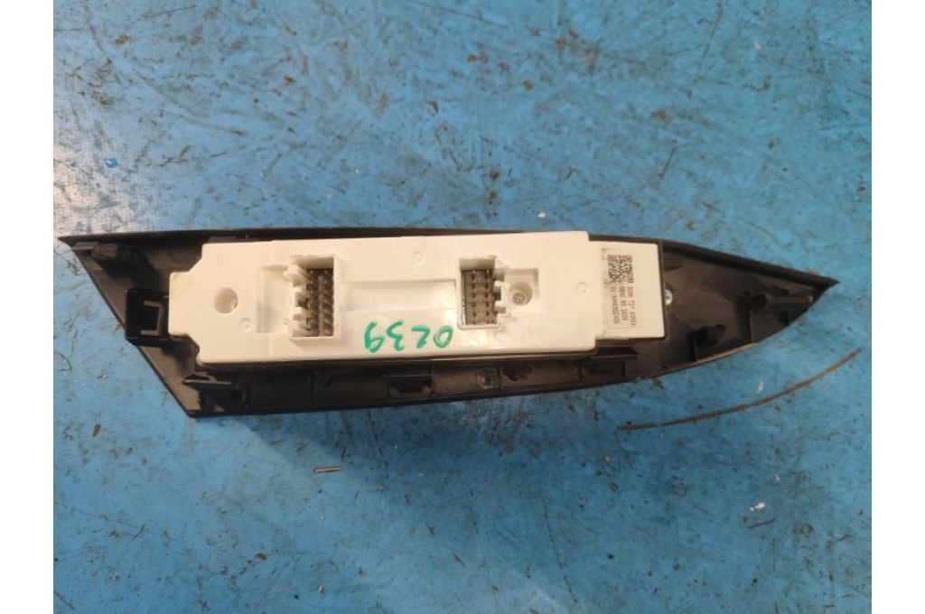 BBM2-66-350B | Moduł sterowania podnośnikami szyby MAZDA 3 BL 09-13 (362288) - Zdjęcie 4