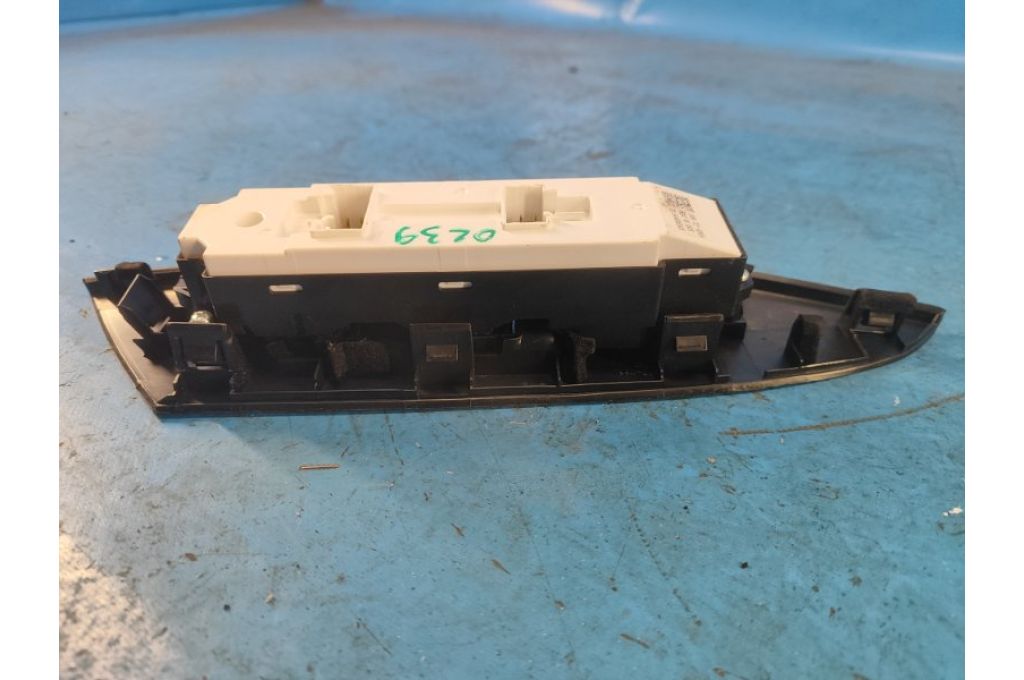 BBM2-66-350B | Moduł sterowania podnośnikami szyby MAZDA 3 BL 09-13 (362288) - Zdjęcie 5