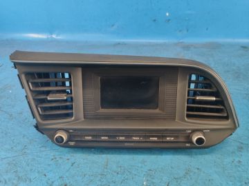 radio HYUNDAI ELANTRA AD 16-