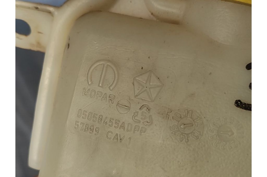 05058455AD | Zbiorniczek wyrównawczy DODGE JOURNEY 08-20 (362446) - Zdjęcie 5