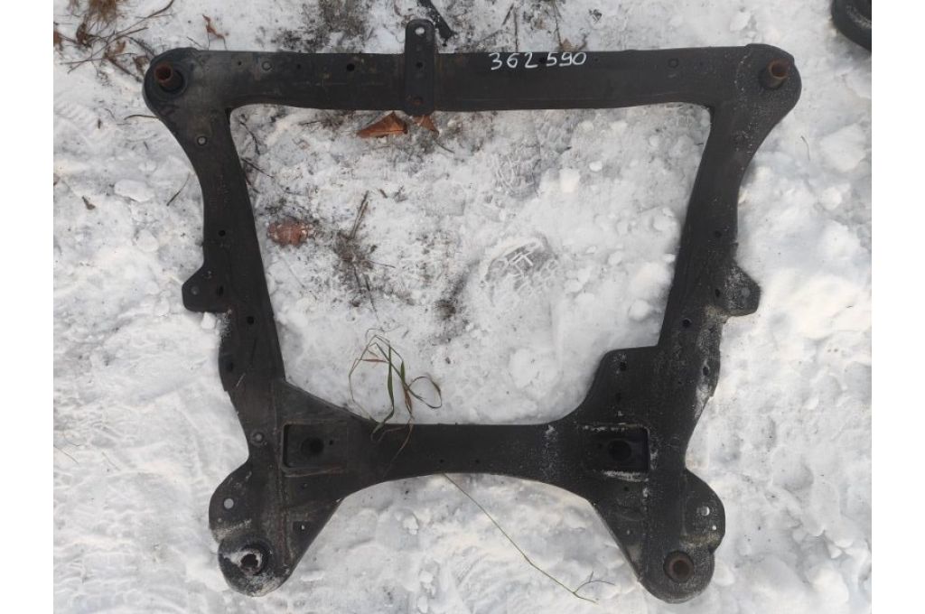 511000E010 | Belka przedniego zawieszenia LEXUS RX300/330/350/400 03-09 (362590)