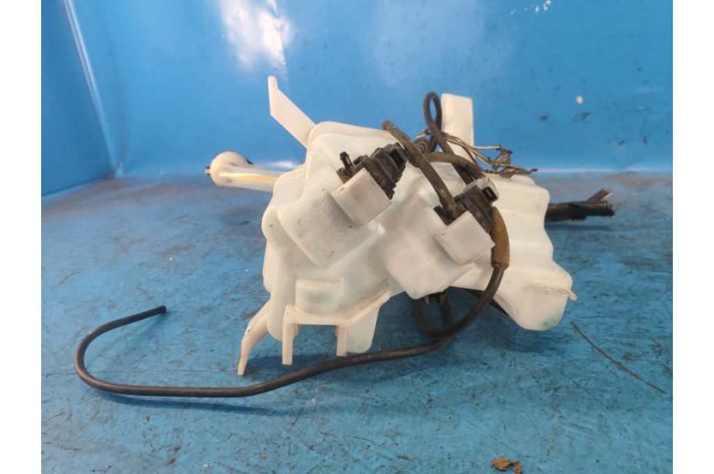 85315-47140 | Zbiornik spryskiwacza TOYOTA PRIUS - 30 09-17 (362622) - Zdjęcie 5