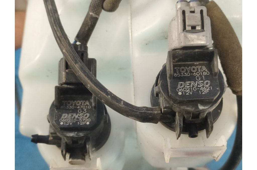 85315-47140 | Zbiornik spryskiwacza TOYOTA PRIUS - 30 09-17 (362622) - Zdjęcie 7