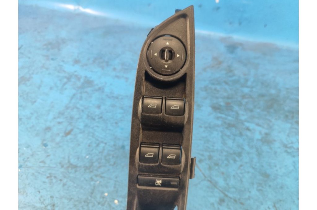 BM5T14A132AA | Moduł sterowania podnośnikami szyby FORD FOCUS 10-18 (362695) - Zdjęcie 2