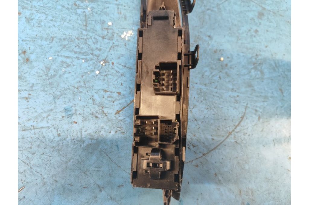 BM5T14A132AA | Moduł sterowania podnośnikami szyby FORD FOCUS 10-18 (362695) - Zdjęcie 5