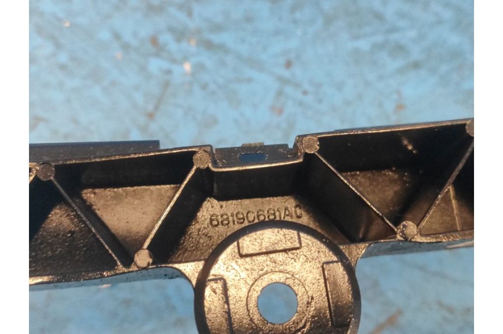 68190681AC | Wspornik tylnego zderzaka lew. DODGE JOURNEY 08-20 (362704) - Zdjęcie 4