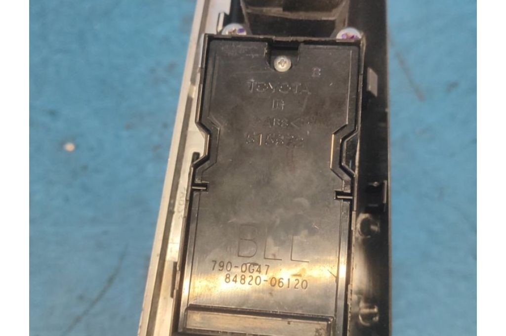 84820-06120 | Moduł sterowania podnośnikami szyby przed. lew. TOYOTA CAMRY 50 12-15 (362765) - Zdjęcie 7