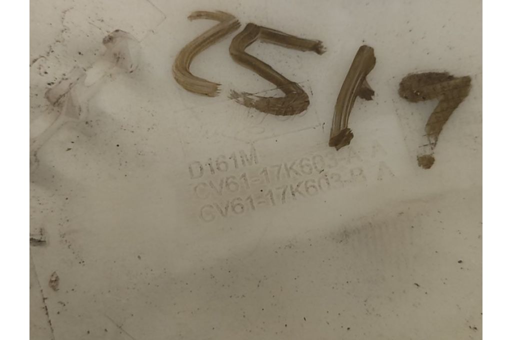 CP9Z-17618-A | Zbiornik spryskiwacza FORD FOCUS 10-18 (362767) - Zdjęcie 5