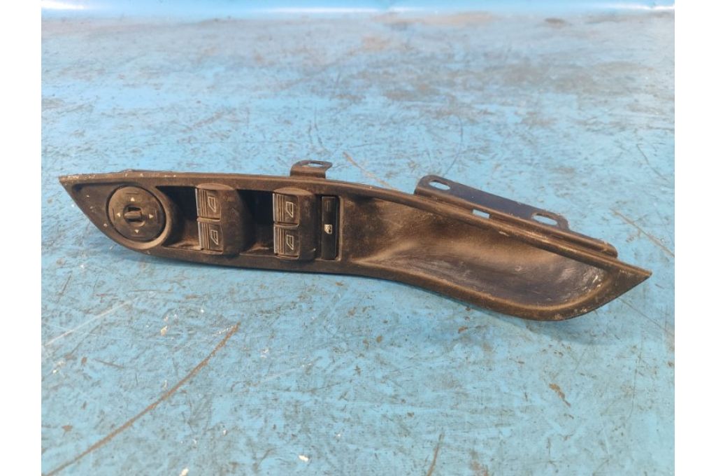 F1ET14A132AC | Moduł sterowania podnośnikami szyby FORD FOCUS 10-18 (362773)