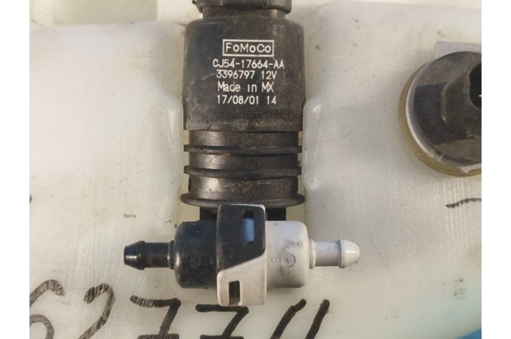 FJ5Z-17618-A | Zbiornik spryskiwacza FORD ESCAPE 12-19 (362774) - Zdjęcie 6