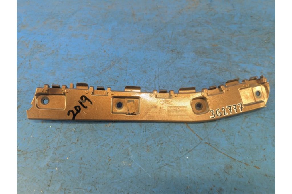 GJ54-17E850-AB | Wspornik tylnego zderzaka praw. FORD ESCAPE 12-19 (362777)