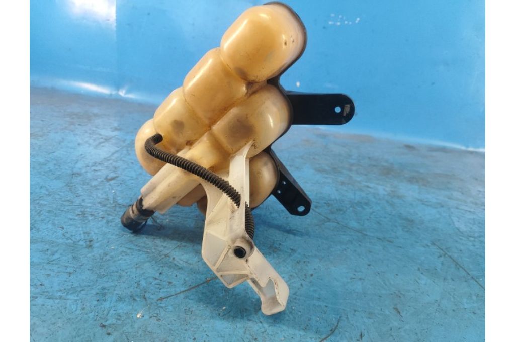 68244088AA | Zbiorniczek wyrównawczy JEEP GRAND CHEROKEE 11-22 (362801) - Zdjęcie 3