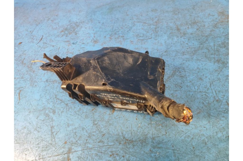 91200F3261 | Skrzynka bezpieczników komora silnika HYUNDAI ELANTRA AD 16- (362827) - Zdjęcie 3