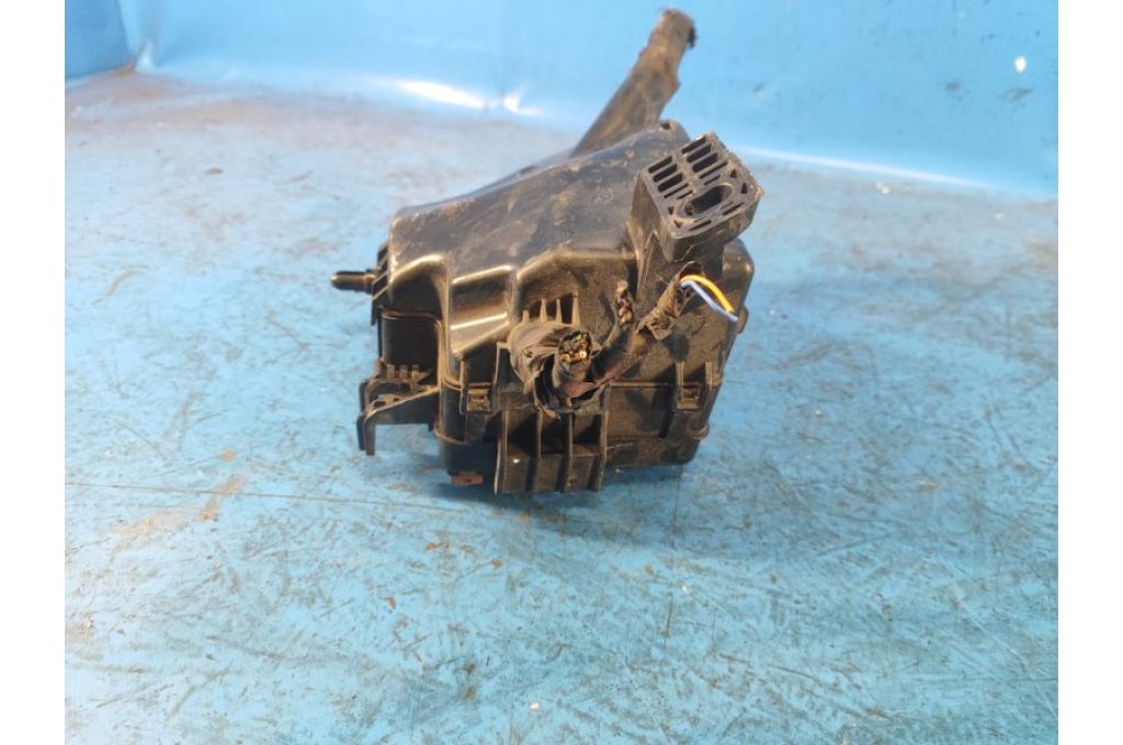 91200F3261 | Skrzynka bezpieczników komora silnika HYUNDAI ELANTRA AD 16- (362827) - Zdjęcie 4