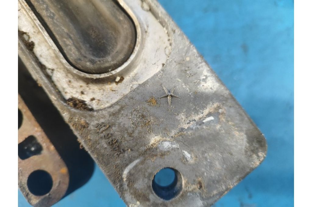 05147130AE | Poduszka silnika praw. DODGE JOURNEY 08-20 (362829) - Zdjęcie 6